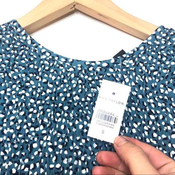 🆕 Ann Taylor Fiesta Dot Smocked Peplum Ruffle Top - Picture 8 of 14